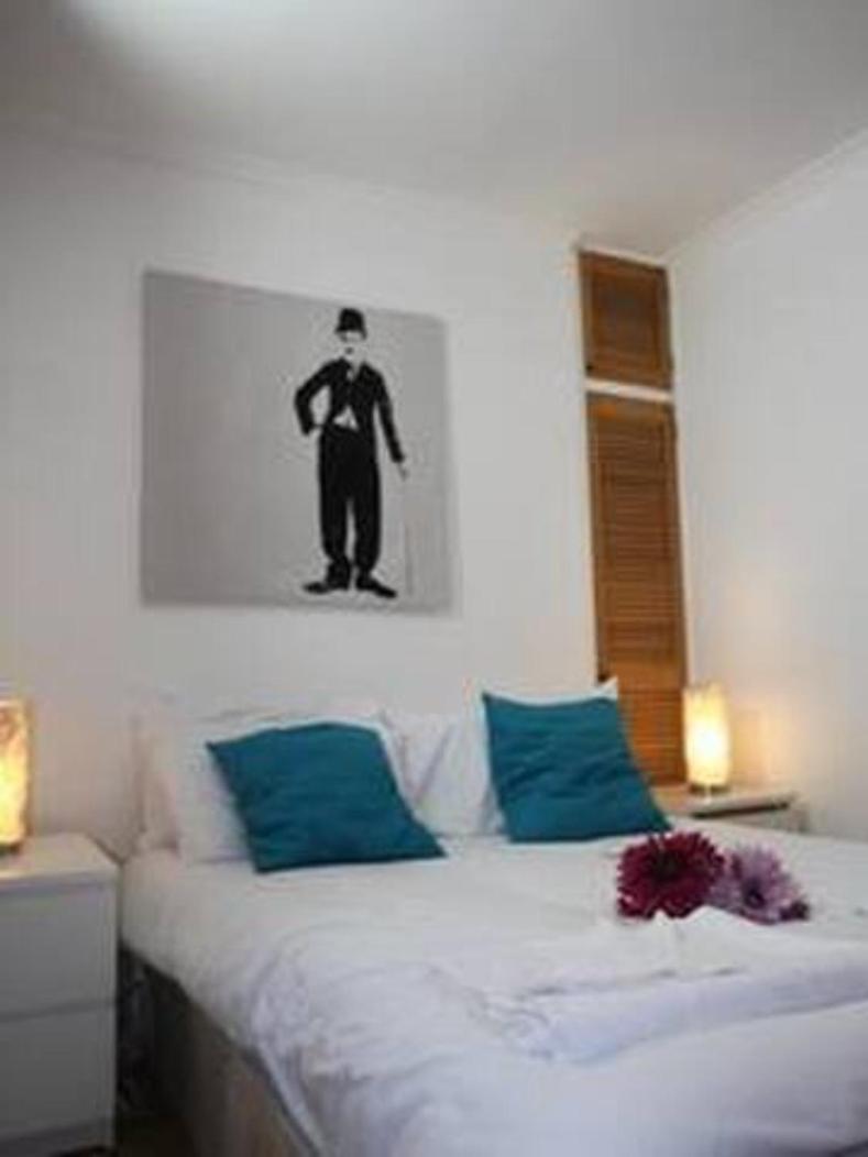 Apartasuites London Emerald ภายนอก รูปภาพ